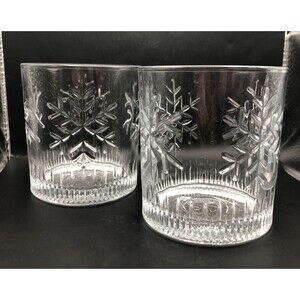 NEW Makers Mark Bourbon Rocks Glasses Snowflakes Holiday Set Of 2 Barware